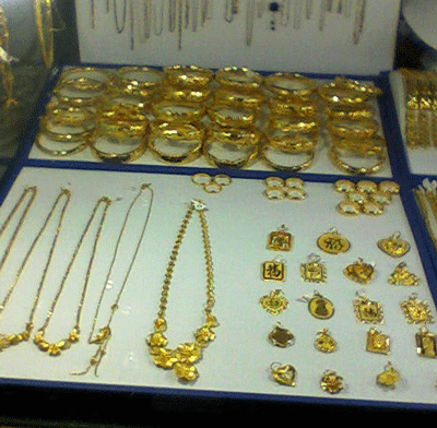 Sjc Standardizes Gold Bullion To Ilize The Market Business Gold Prices In Vietnam Immediately Hiked After The Conversion Photo U Phuong